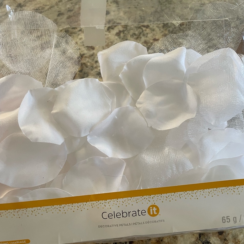 Decorative flower petals